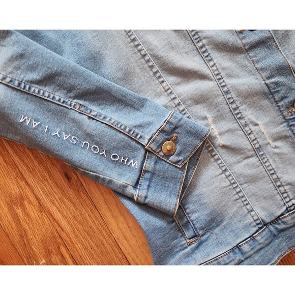 Hillsong There is More Denim Trucker Jacket Embrodered Lion Patch Medium - Picture 3 of 9